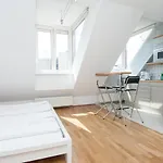 Vienna-Apartment-One Mariannengasse