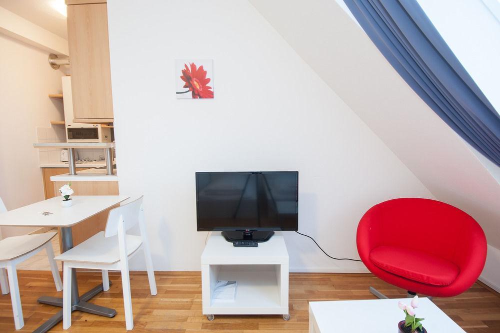 Vienna-apartment-one Mariannengasse Apartment